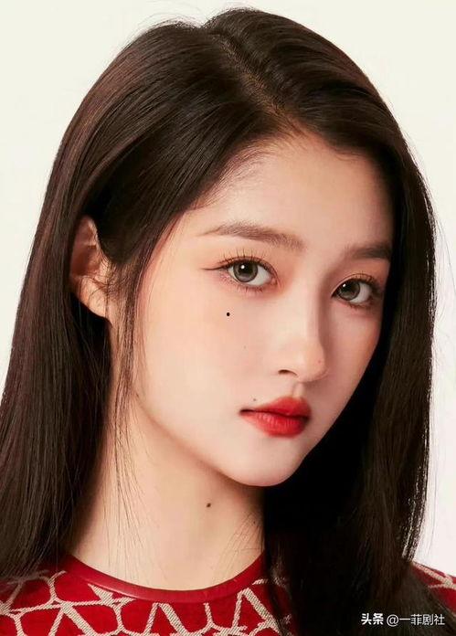 娱乐圈明星吃瓜介绍视频,幕后故事与精彩瞬间 第2张 娱乐圈明星吃瓜介绍视频,幕后故事与精彩瞬间 第2张